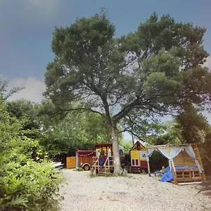  Tente de luxe La Roulotte Cavalière, équestre