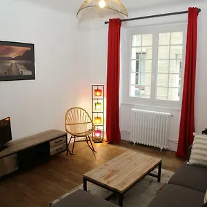 Appartement Au Qui Danse, T2 Confort Intra-muros France